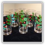 K18. 7 Christmas holly print glasses