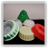 K39. 6 Plastic Jello molds - $6