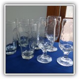 G27. Set of 7 glasses textured 4 water glasses and 3 goblets