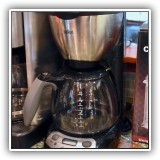 K05. Braun 10-cup automatic coffee pot