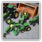 Y04. John Deere toy tractors