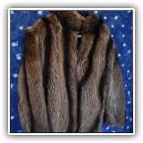 H41. Raccoon fur coat. - $150